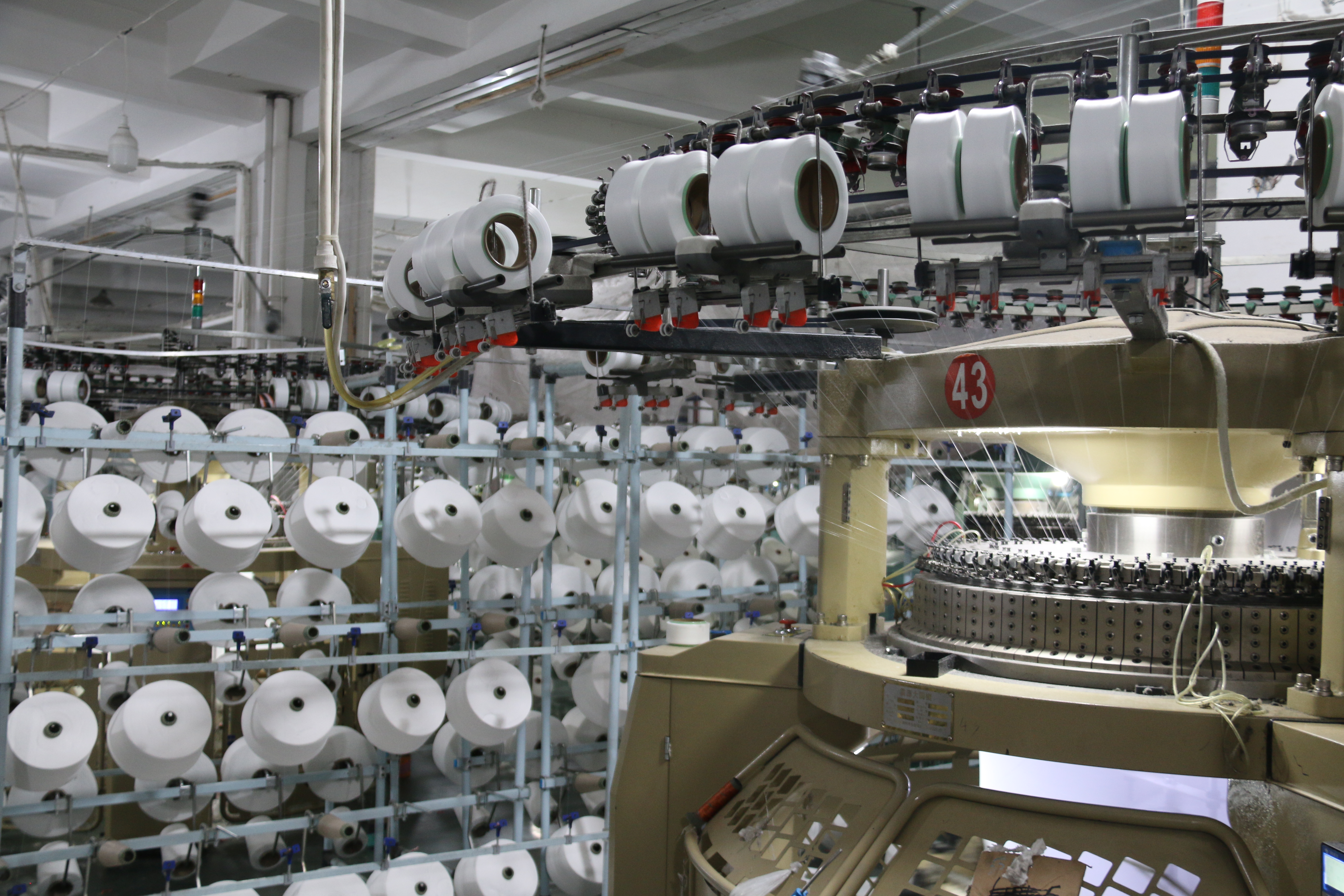 针织面料生产车间